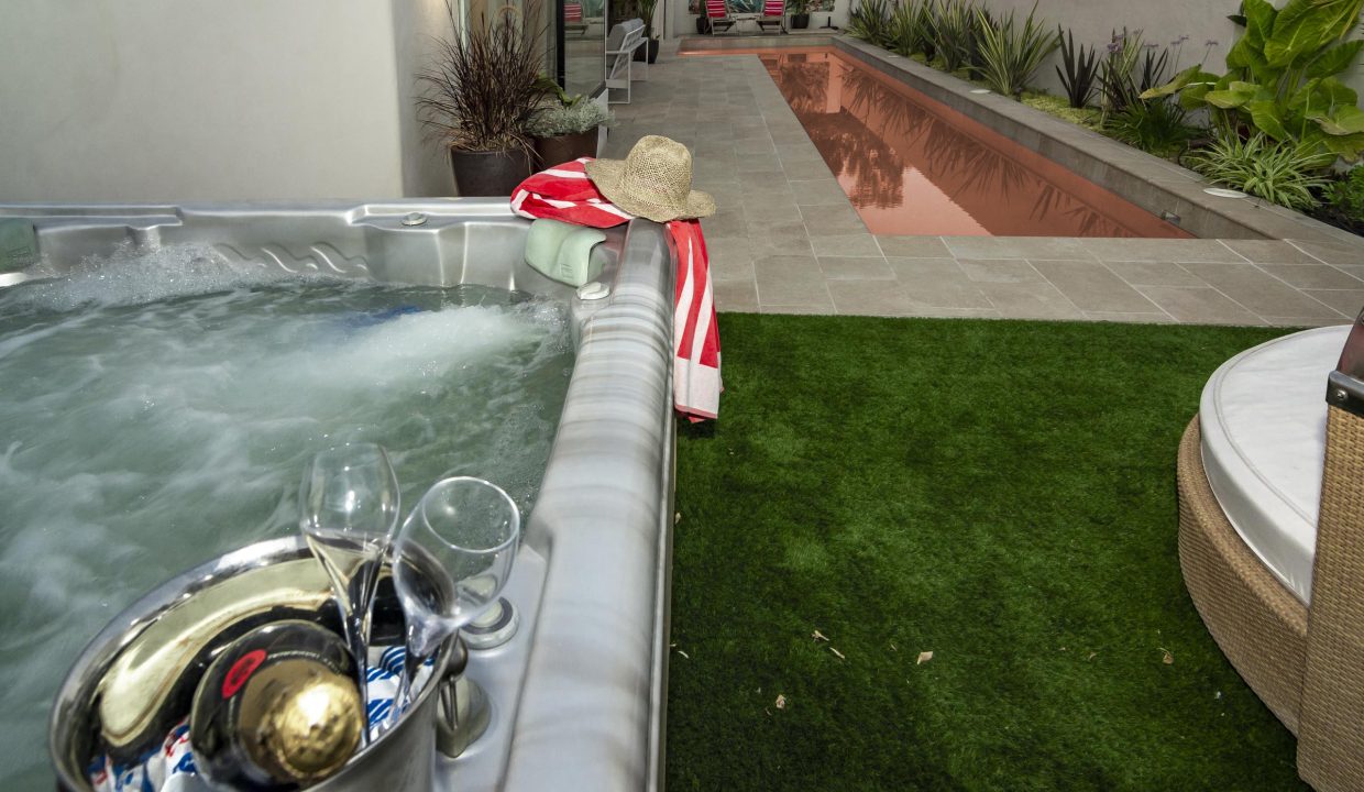 C. Velazquez 25-060 copy