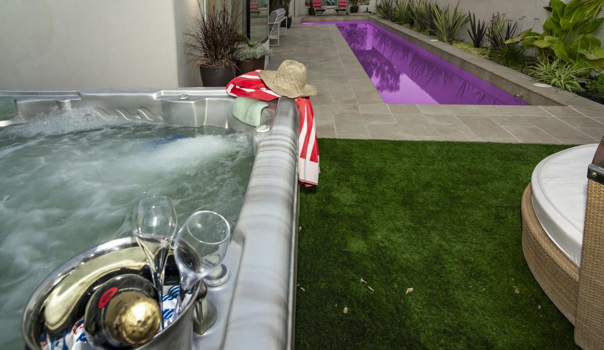 C. Velazquez 25-060 copy-3