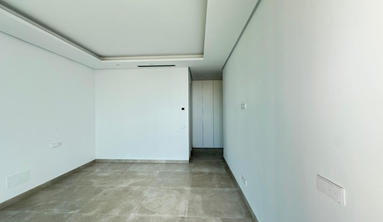 PHOTO-2025-11-20-15-44-41(2)