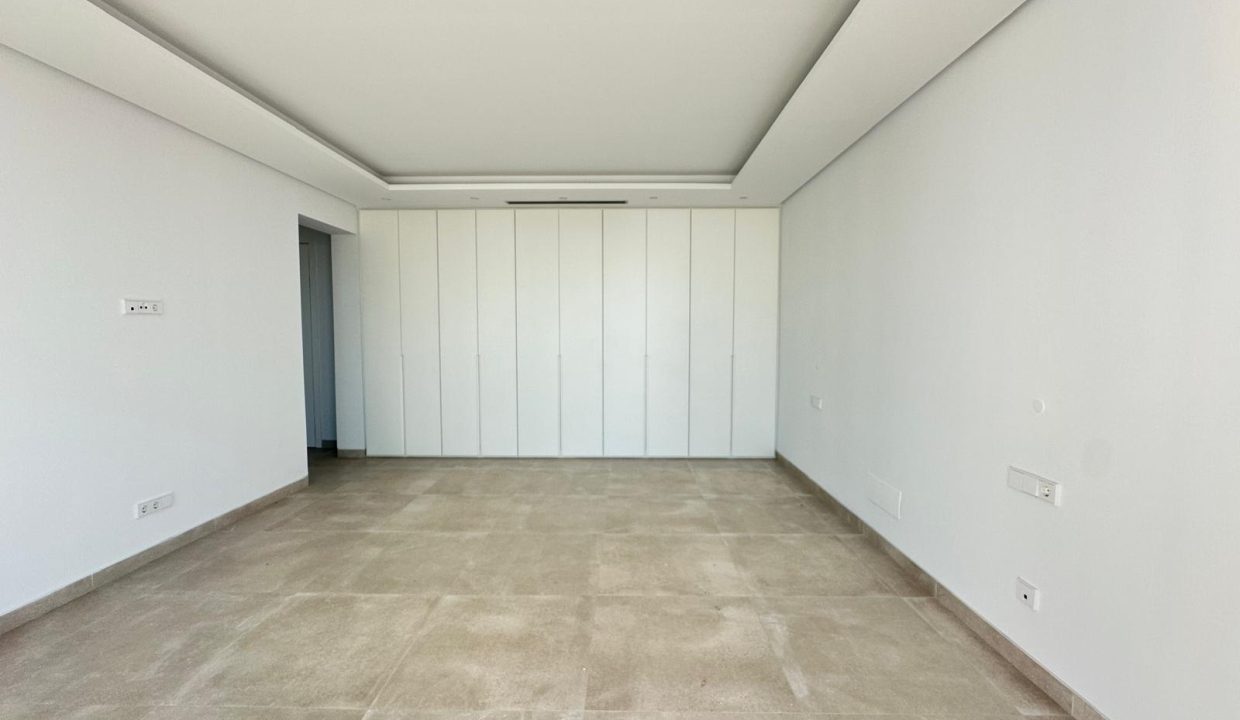 PHOTO-2025-11-20-15-44-41(8)