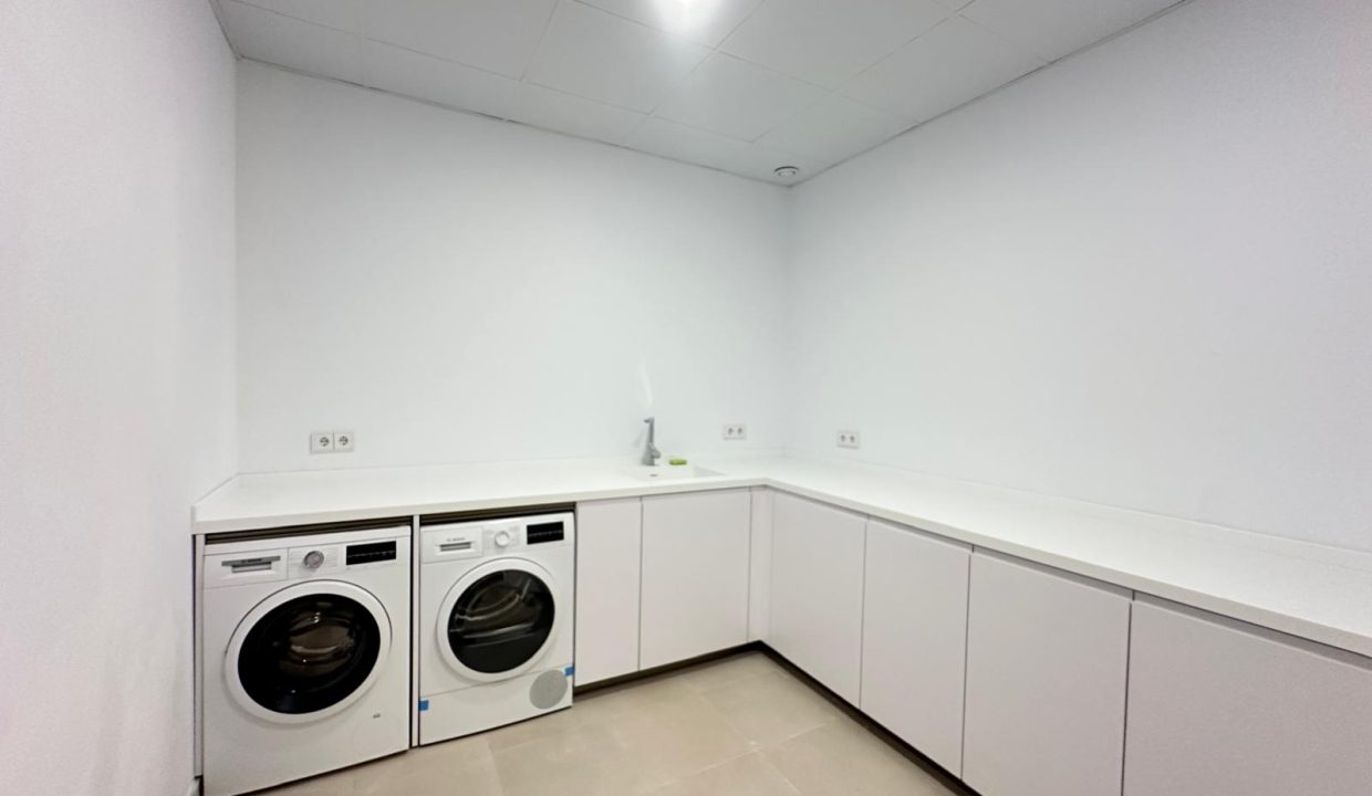 PHOTO-2025-11-20-15-44-42(10)